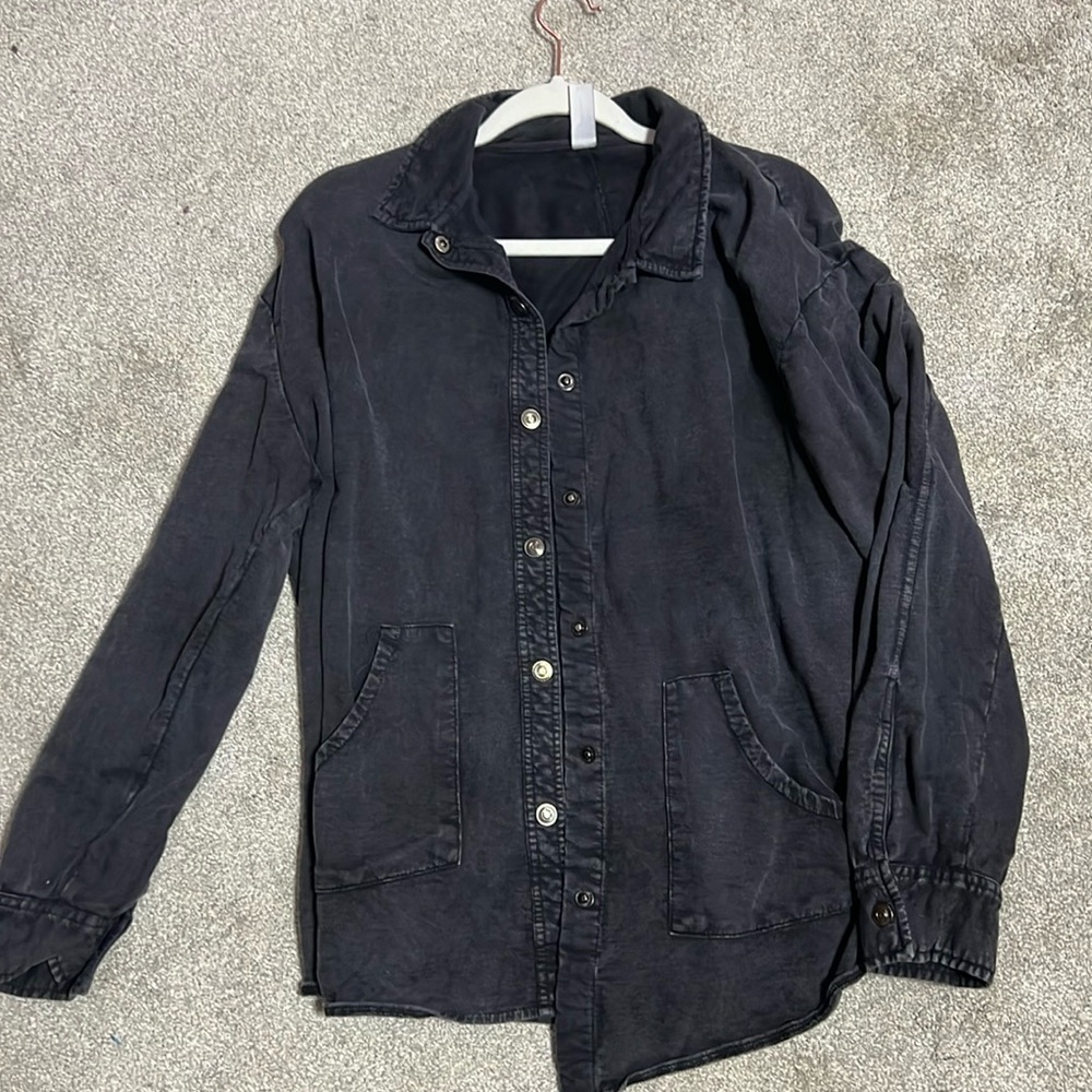 Vici button down top worn only few times!